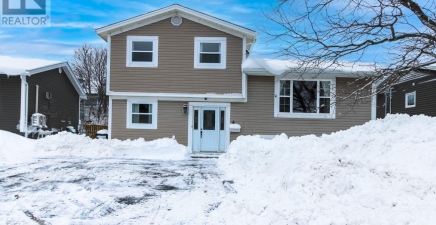 4 Stirling Crescent, St. John`s A1A4G5, Newfoundland & Labrador