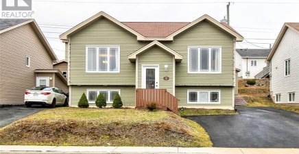 5 Marsland Place, St. John`s A1B0B9, Newfoundland & Labrador