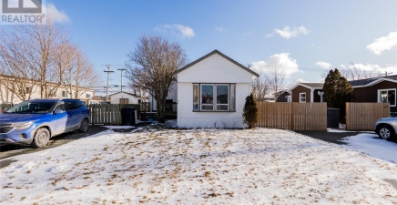 44 Maple Drive, Paradise A1L1B4, Newfoundland & Labrador