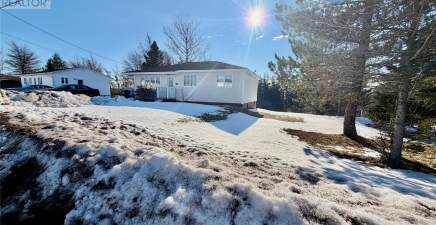 120-122 Greenwood Street, Creston South A0E1K0, Newfoundland & Labrador