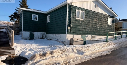3 Hilltop Lane, Port Aux Basques A0M1C0, Newfoundland & Labrador