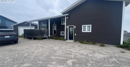 86 Loop Road, Anchor Point A0K1A0, Newfoundland & Labrador