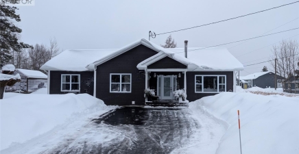 1 Spruce Avenue, Glenwood A0G2K0, Newfoundland & Labrador