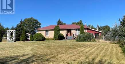 8 Cod Seine Road, Mobile A0A3A0, Newfoundland & Labrador