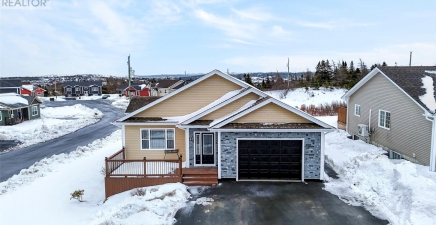 80 Badcock Boulevard, Bay Roberts A0A1G0, Newfoundland & Labrador