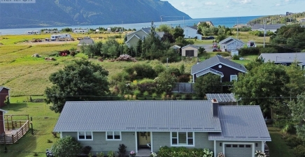 10 Budgen`s Cove Road, Norris Point A0K3V0, Newfoundland & Labrador