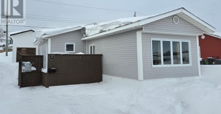 4011 Bartlett Drive, Labrador City A2V2P8, Newfoundland & Labrador