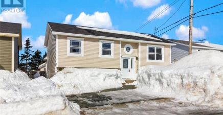 1 Elmcliffe Street, Mount Pearl A1N4N6, Newfoundland & Labrador