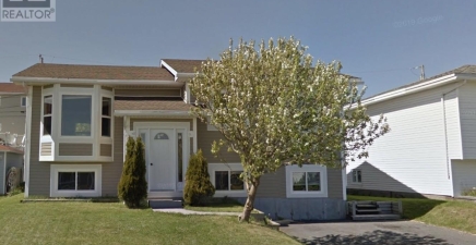 17 Harrington Drive, St. John`s A1E5V7, Newfoundland & Labrador
