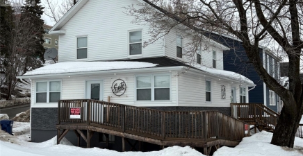 11 East Valley Road, Corner Brook A2H2L2, Newfoundland & Labrador
