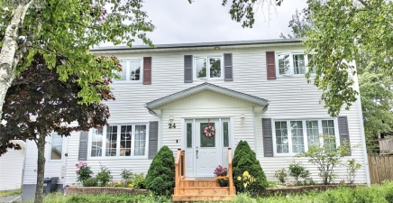 24 Ireland Drive, Grand Falls - Windsor A2A2T4, Newfoundland & Labrador
