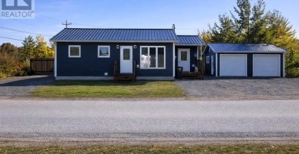 319 JR Smallwood Boulevard, Gambo A0G1T0, Newfoundland & Labrador