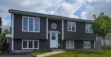 35 Brougham Drive, Paradise A1L0C7, Newfoundland & Labrador
