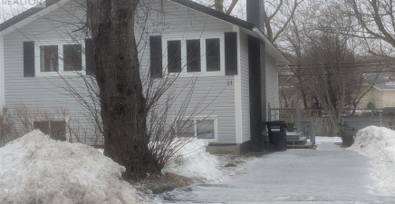 11 Whiteway Street, St. John`s A1B1J9, Newfoundland & Labrador