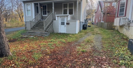 13 Topsail Road, St JohnâS A1E1C6, Newfoundland & Labrador