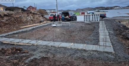 17 Howlett Road, Twillingate A0G1Y0, Newfoundland & Labrador