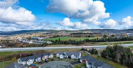45 Avery Place, Mount Pearl A1N0C3, Newfoundland & Labrador