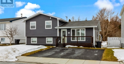 43 Stephanie Avenue, Paradise A1L1E6, Newfoundland & Labrador