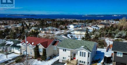 18 Tampa Drive, Conception Bay South A1W4T6, Newfoundland & Labrador