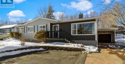 604 Topsail Road, St. John`s A1E2C9, Newfoundland & Labrador