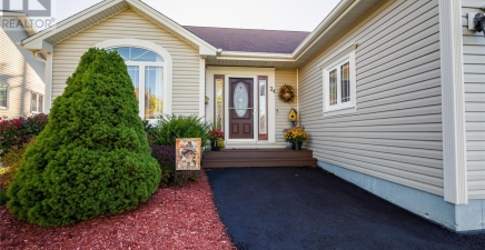 24 Spracklin Boulevard, Paradise A1L0J4, Newfoundland & Labrador