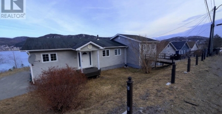 100 Bay D`leau Drive, Harbour Breton A0H1P0, Newfoundland & Labrador