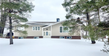 15 Church Road, Badger A0H1A0, Newfoundland & Labrador