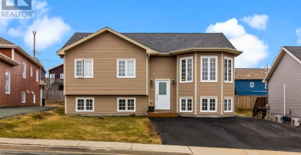 21 Morgan Avenue, Paradise A1L3N4, Newfoundland & Labrador