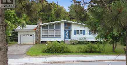 35 Pine Tree Road, Gambo A0G1T0, Newfoundland & Labrador