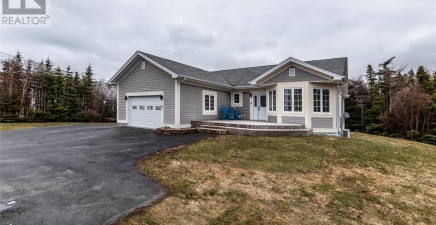 14 Skippers Landing Drive, Torbay A1K1N1, Newfoundland & Labrador