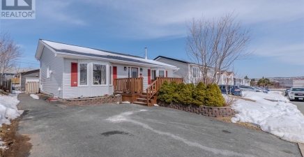 5 Trudeau Place, Mount Pearl A1N4H7, Newfoundland & Labrador